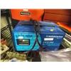 Image 1 : BATTERY CHARGER - 10/2 AMP