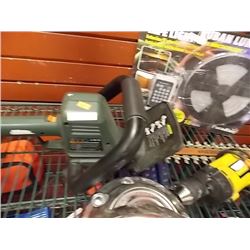 HEDGE TRIMMER - B & D