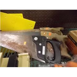 LOT OF HAND SAWS