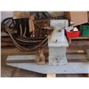 Image 2 : Sunstrand Manual Turn Bench Centers, No. 78-1644