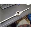 Image 1 : Round Die Holder, Holds 2" Diameter Dies