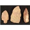 Image 1 : 2-2 1/2" VINTAGE STONE INDIAN ARROWHEADS