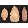 Image 2 : 2-2 1/2" VINTAGE STONE INDIAN ARROWHEADS