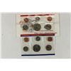 Image 2 : 1988 US MINT SET (UNC) P/D (WITH ENVELOPE)
