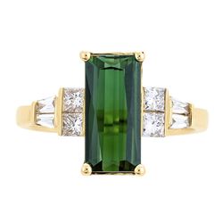 2.20 ctw Green Tourmaline and Diamond Ring - 14KT Yellow Gold