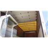 Image 11 : 96 GMC TOPKICK CARGO TRUCK CAT 3116 DIESEL 5 SPEED -HAS LIFT GATE