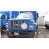 Image 2 : 96 GMC TOPKICK CARGO TRUCK CAT 3116 DIESEL 5 SPEED -HAS LIFT GATE