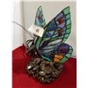 Image 2 : TIFFANY STYLE BUTTERFLY LAMP
