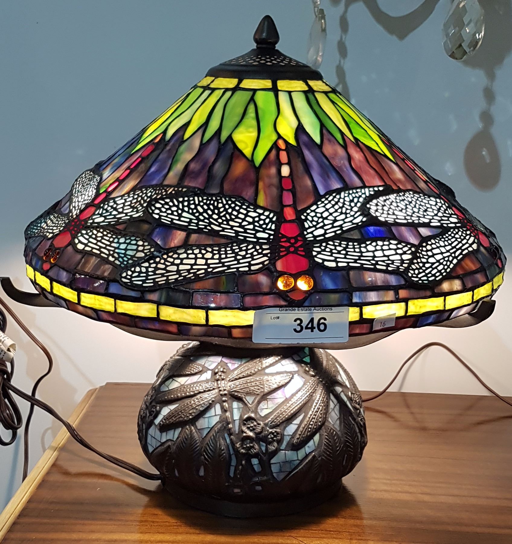 TIFFANY STYLE DRAGONFLY TABLE LAMP