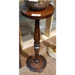 WALNUT CANDLE STAND