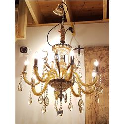 OPULENT CRYSTAL CHANDELIER W/8 LIGHTS