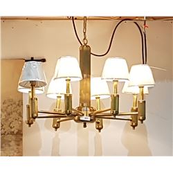 LARGE BRASS CHANDELIER W/8 LIGHTS