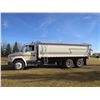 Image 3 : 1996 FREIGHTLINER FL80 TANDEM GRAIN TRUCK