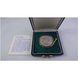 P.R. CUINA 1986 CASED 5 YUAN SILVER COIN WITH COA