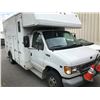 Image 2 : 2000 FORD E450 WORK TRUCK VIN 1FDXE45F5YHA75516