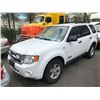 Image 1 : 2008 FORD ESCAPE HYBRID, 4 DOOR SUV, WHITE, VIN # 1FMCU59H28KD98024