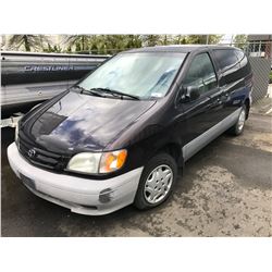 2002 TOYOTA SIENNA, 4 DOOR VAN, RED, VIN # 4T3ZF19CX2U476747