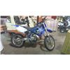 Image 2 : 1999 BLUE YAMAHA 250 CC GAS COMPETITION DIRTBIKE