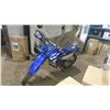 Image 2 : 1999 BLUE YAMAHA 225 CC GAS COMPETITION DIRTBIKE