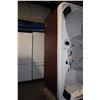 Image 2 : CAL SPA LU-ALBA ACRY 100X100, MAHOGANY BASE, 51 JETS, LOUNGER, WATERFALL CASCADE, 6BHP 1SPD