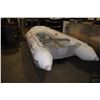 Image 2 : WHITE BAKERVIEW BOAT COMPANY MODEL 360 12' 5 PERSON ALUMINUM FLOOR INFLATABLE BOAT