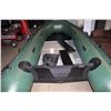 Image 3 : GREEN BAKERVIEW BOAT COMPANY MODEL 360 12' 5 PERSON ALUMINUM FLOOR INFLATABLE BOAT