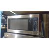 Image 3 : BOSCH STAINLESS STEEL MICROWAVE OVEN, AND AS SAMSUNG STAINLESS STEEL RANGE HOOD MICROWAVE OVEN