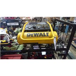 DEWALT HEAVY DUTY TRIM COMPRESSOR