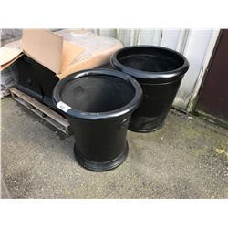 2 LARGE FIBREGLASS FLOWER POTS