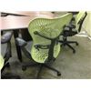 Image 2 : HERMAN MILLER MIRA GREEN FULLY ADJUSTABLE TASK CHAIR