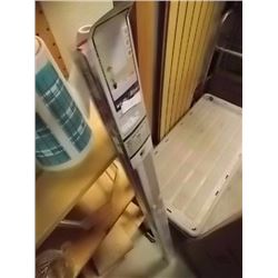 NEW 1' ALUMINUM VENETIAN BLINDS - WHITE