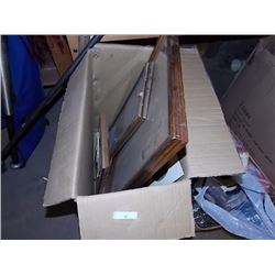 BOX OF ASSORTED PICTURE FRAMES