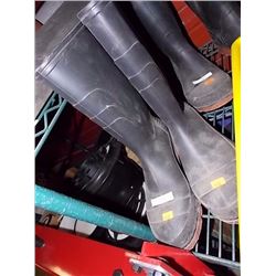 RUBBER BOOTS - MEN'S 10