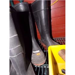 RUBBER BOOTS - MEN'S 18