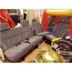LIKE NEW BENCH SEAT & 2 BUCKET SEATS = 3PC TTL