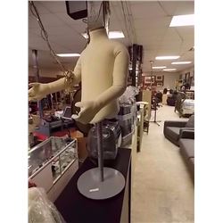 CHILD MANNEQUIN ON STAND