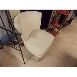 BEDROOM SIDE CHAIR