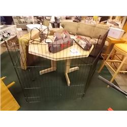 LARGE FREE STANDING PET CAGE/FENCING - 40" X 42" DISPLAY UNIT