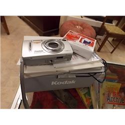 KODAK CAMERA & BLACK INK CARTRIDGE