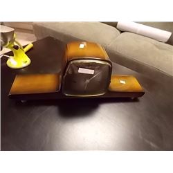 VINTAGE MANTLE CLOCK