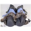 Image 1 : LOT OF 4 NEW CHANTELLE BRAS SIZES 36DDD (2),