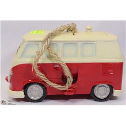VOLKSWAGEN BUS BIRD FEEDER