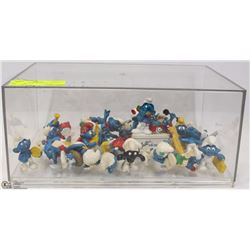 COLLECTION OF 29 BYLLY PEYO SMURFS IN