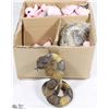 Image 1 : BOX OF FOUR COLLECTABLE PORCELAIN SNAKES