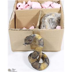 BOX OF FOUR COLLECTABLE PORCELAIN SNAKES