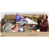 Image 1 : FLAT OF ASSORTED COLLECTIBLES