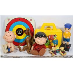 LARGE BOX OF VINTAGE COLLECTIBLES