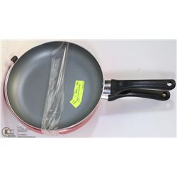 PAIR OF 10" NON-STICK FRYING PANS
