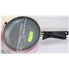 Image 1 : PAIR OF 10" NON-STICK FRYING PANS