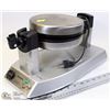 Image 1 : CUISINART PROFESSIONAL WAFFLE MAKER, HANDLE